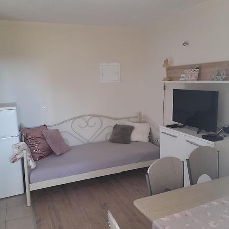 Apartment Maro Sibenik Bagian luar foto